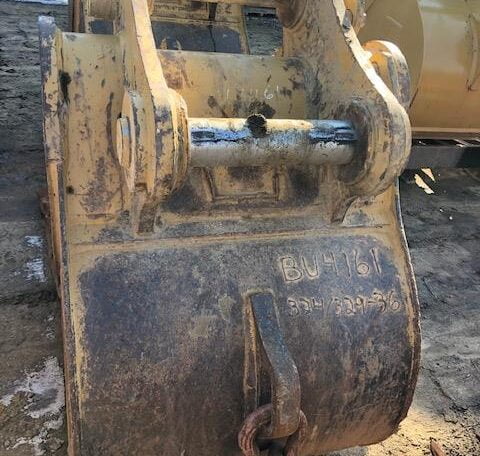 USED 36" Caterpillar Excavator Bucket BU4161